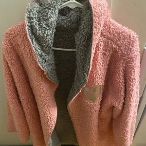 Youth house coat size is on tag!daughter grew out of it